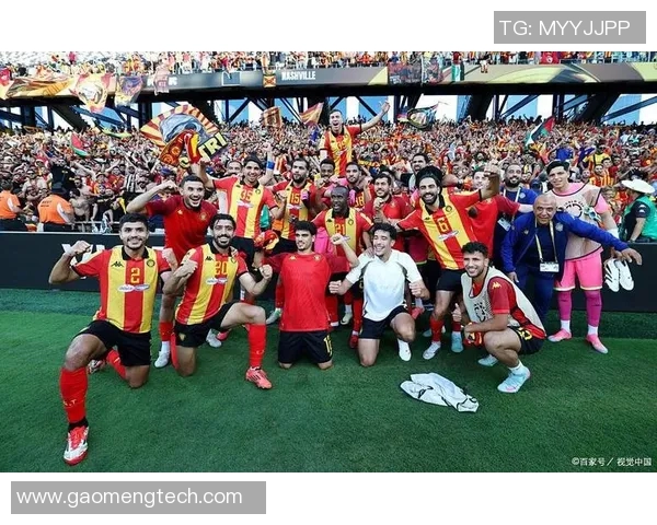 足总杯历史回顾与现代赛事发展探讨：从传统到创新的足球盛宴